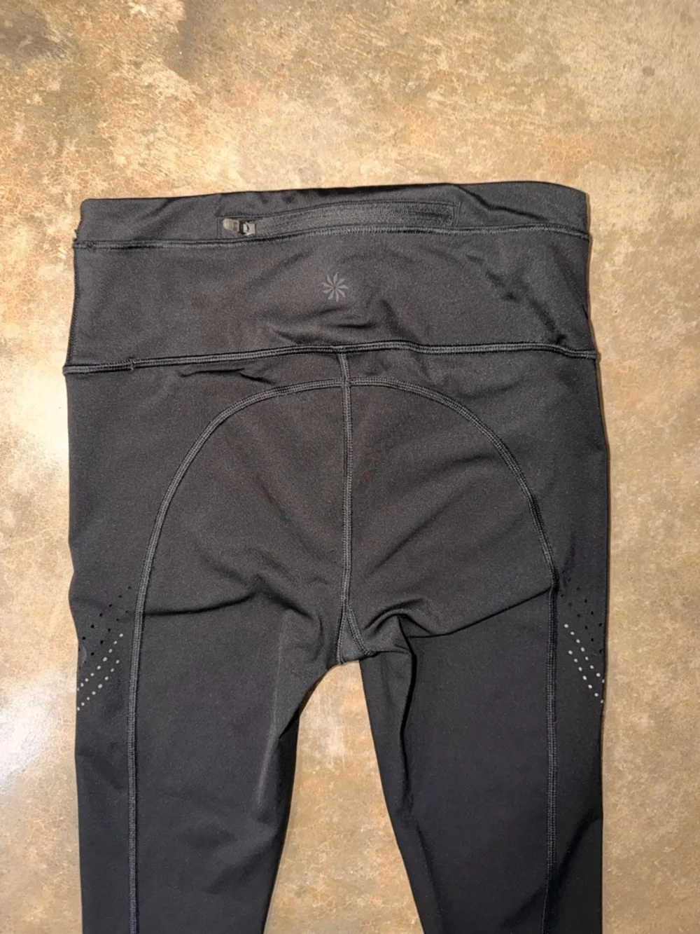 Athleta Black Laser Cut 7/8 Leggings High Rise Athletic Tight - Size XS - Picture 5 of 13